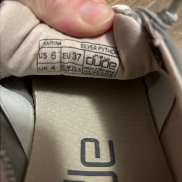 Hey Dudes Women’s slip on sneakers, size 6, Solver Python - Picture 5 of 5